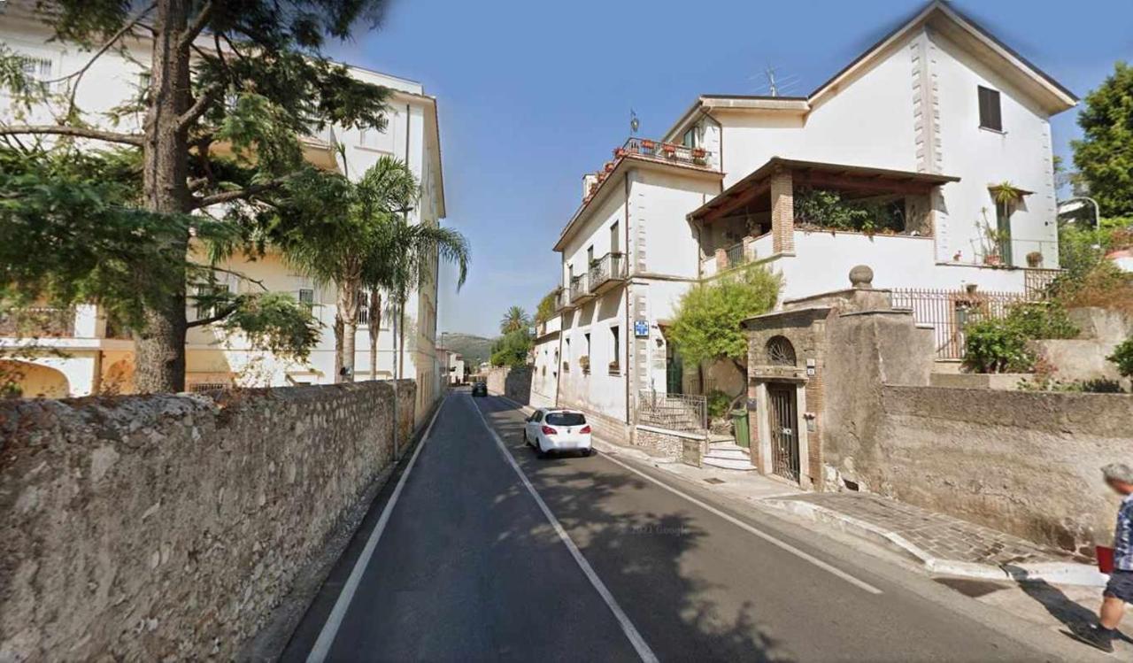 Casa Dinky Attico Con Terrazza Vista Mare Formia Exterior foto