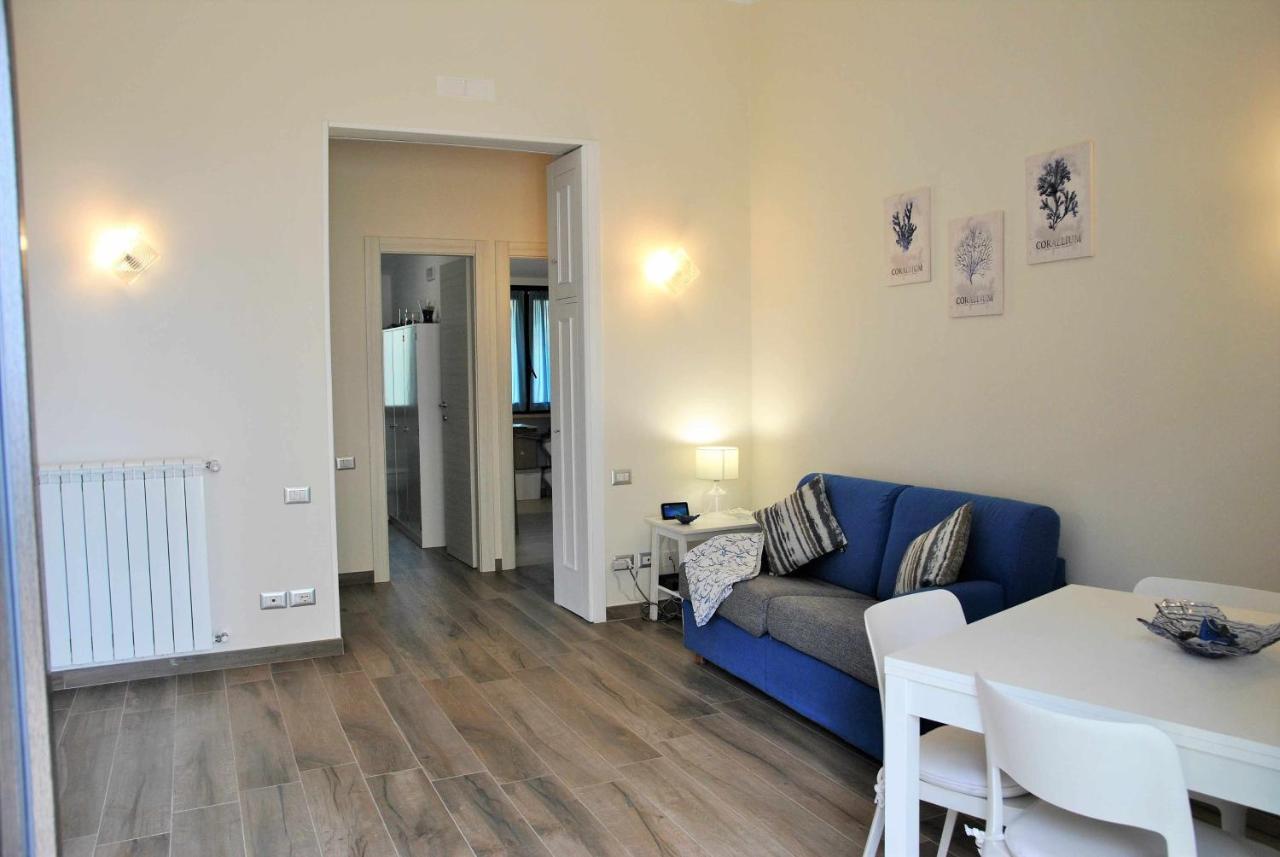 Casa Dinky Attico Con Terrazza Vista Mare Formia Exterior foto