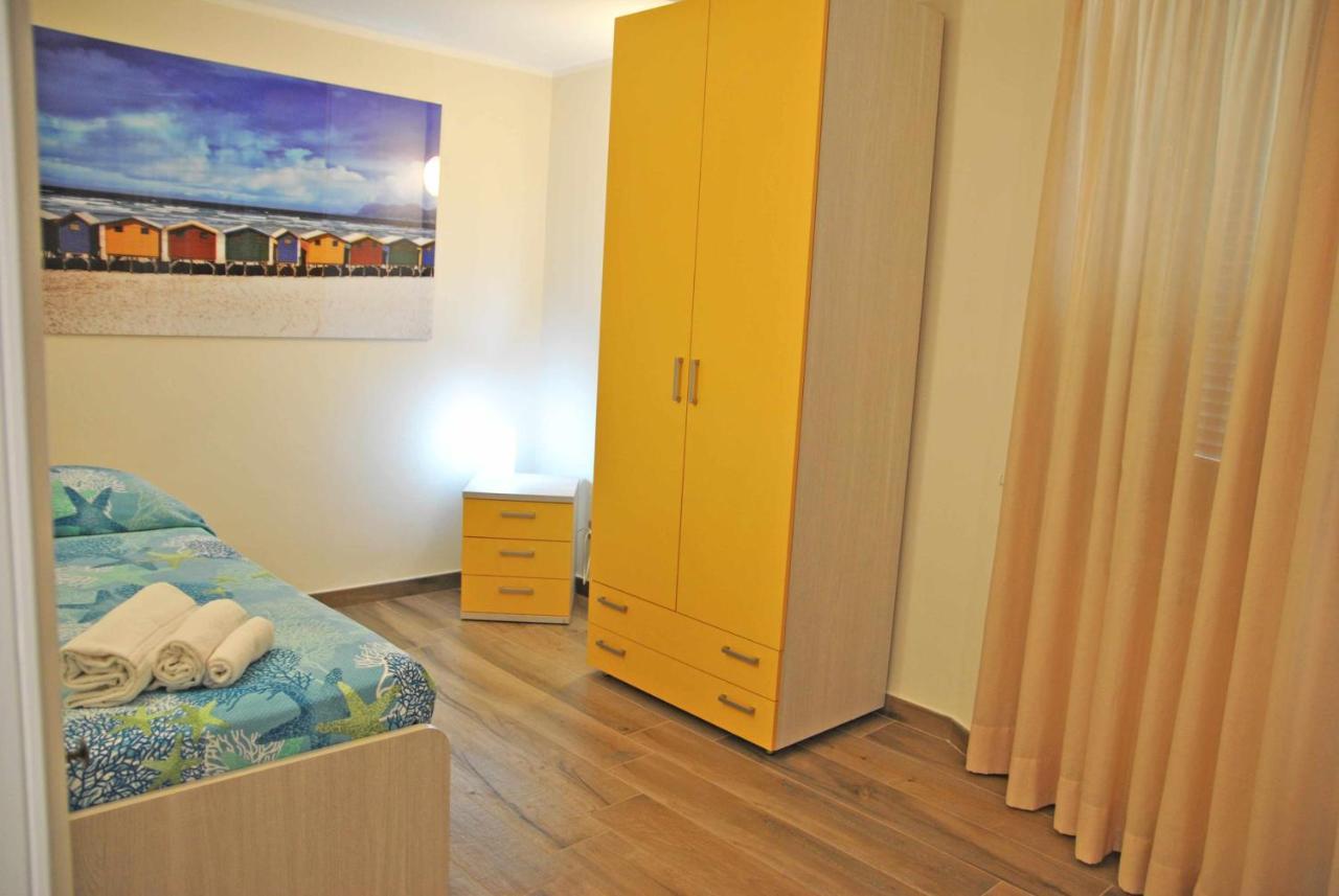 Casa Dinky Attico Con Terrazza Vista Mare Formia Exterior foto